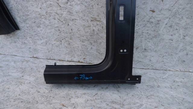 фото №2, Touareg 7p0 7p6 vw 10-17 порог блок двигателя правый перед