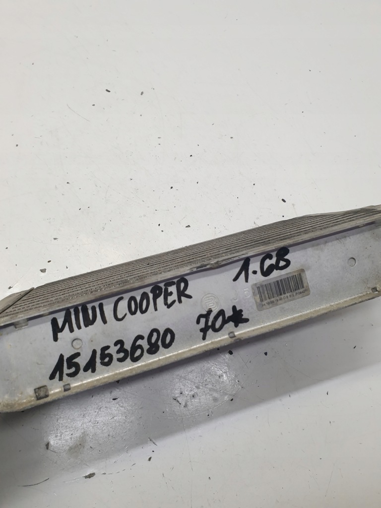 Интеркулер mini cooper 1.6 бензин 15153680 в Украине