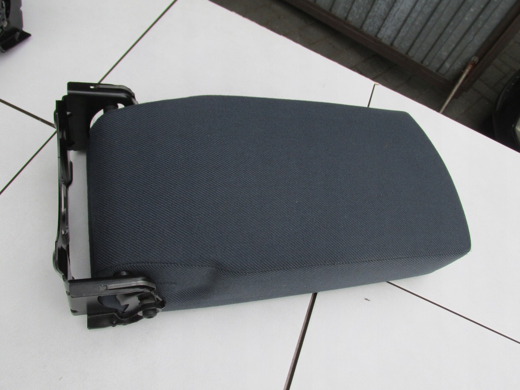 фото №1, Подлокотник сиденье задняя mondeo mk4