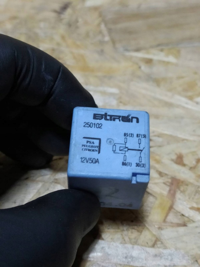 Купить Citroen c8 02-08 реле модуль 250102 bitron