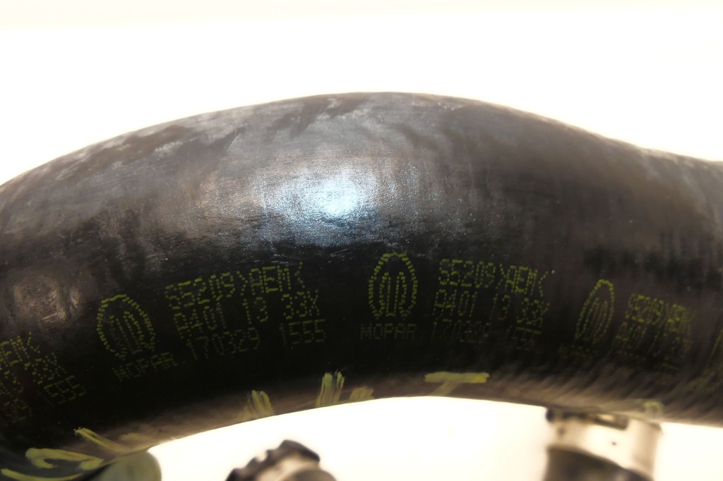 фото №3, Fiat 124 spider abarth 1.4 t multiair 170 шланг труба wąż повітря