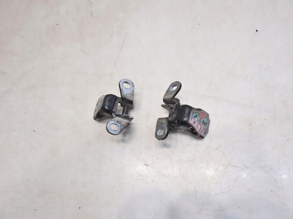 фото №6, Петля петли дверь левый задняя lf9r skoda fabia ii 5j0833401