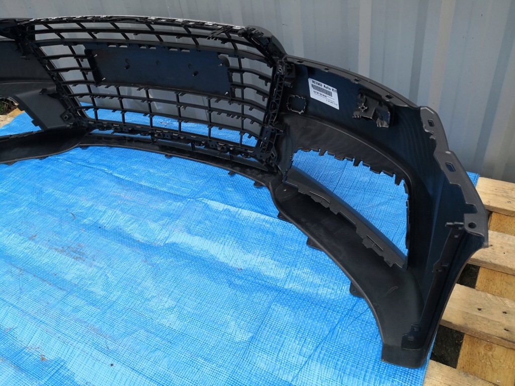 Audi tt 8s0 s-line бампер передній в Україні