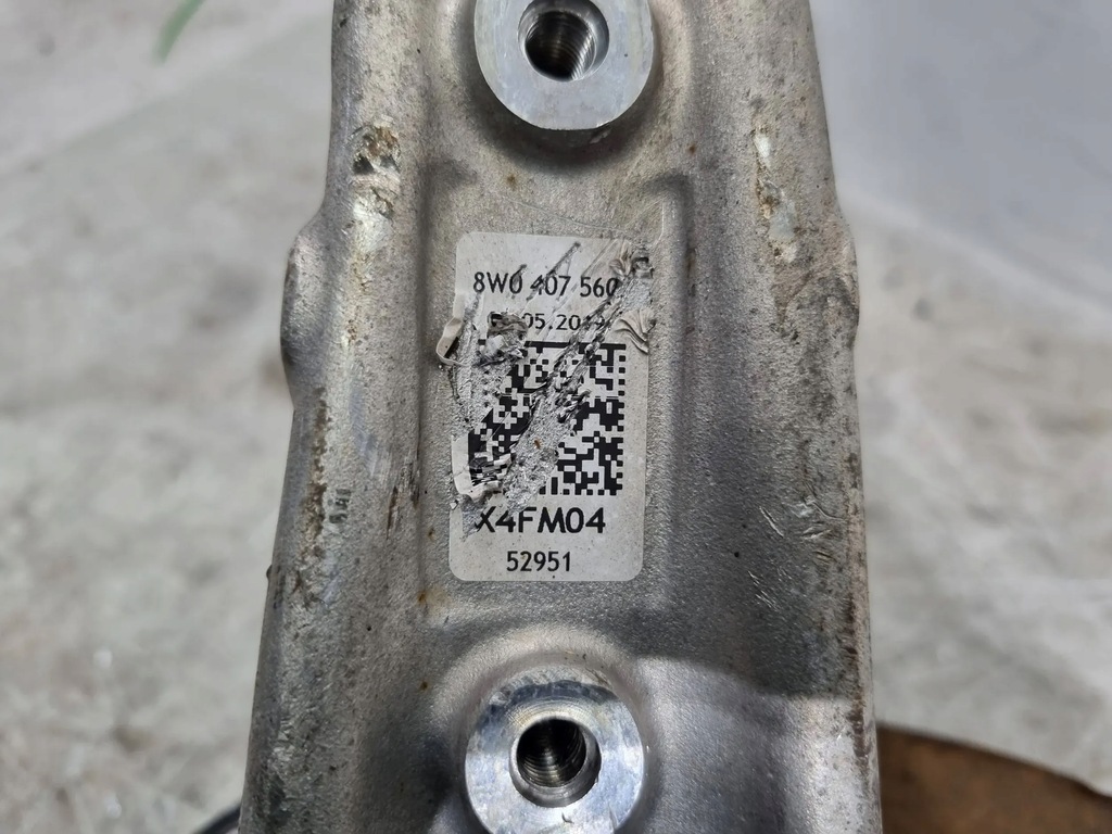 фото №7, Поворотний кулак правий перед 8w0407560 audi a4 b9 a5 8w