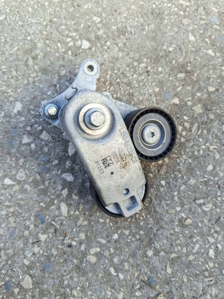 Купить Ford fiesta 2023 натяжитель ремень генератора