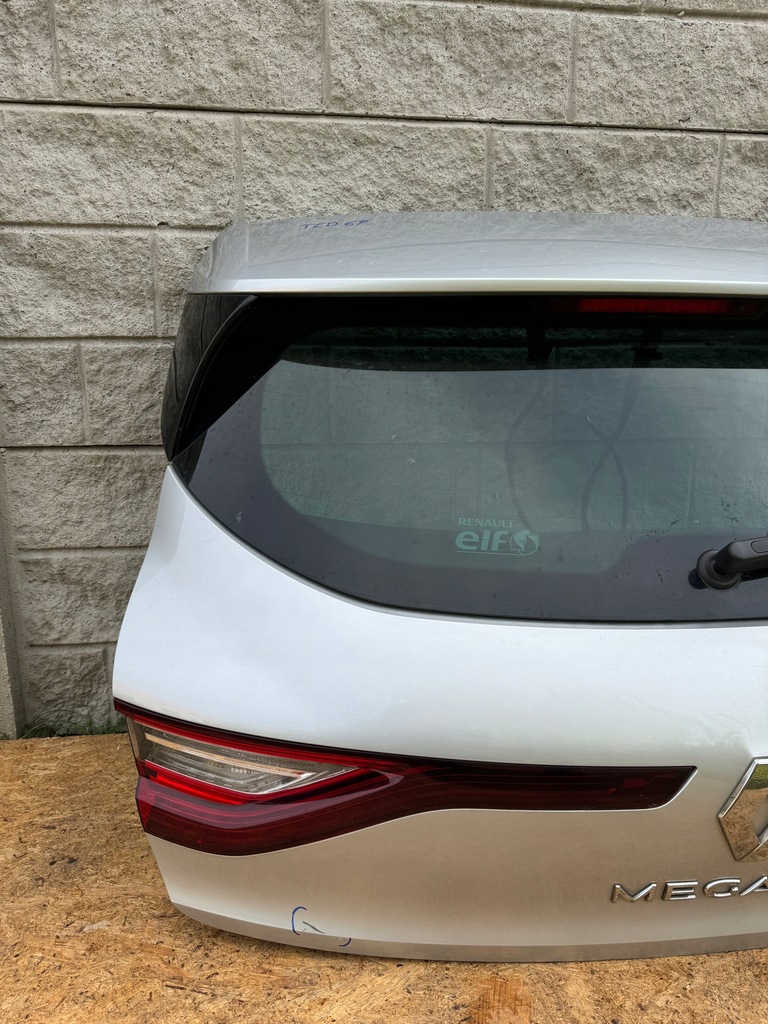 фото №2, Кришка багажника задня задня renault megane iv ted69 hb