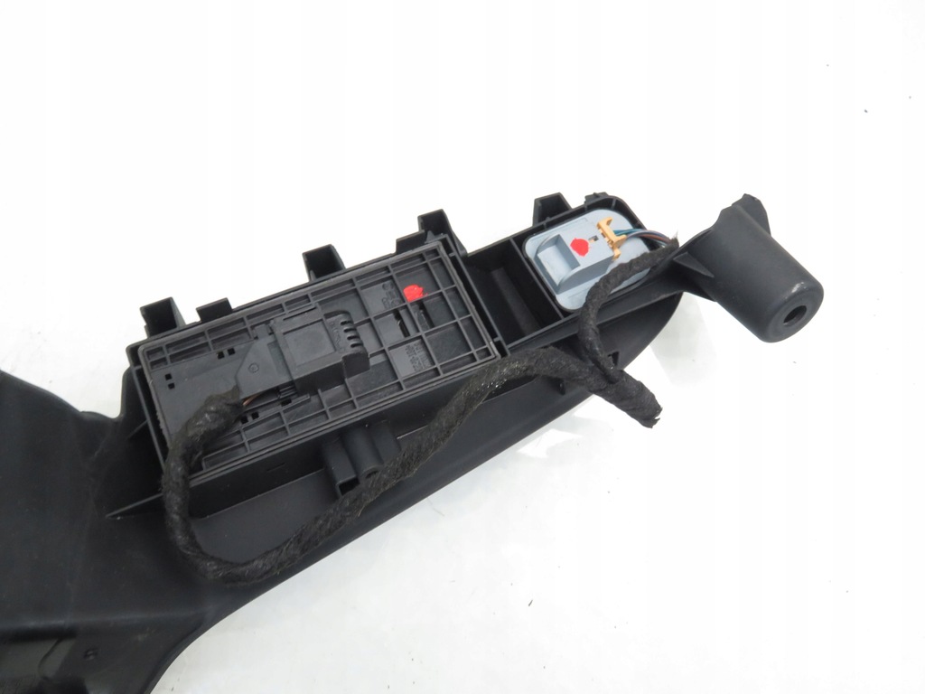 фото №7, Панель окон audi a4 b8 sedan 8k1867171d