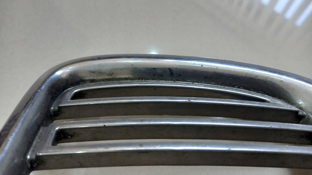 фото №10, Решітка радіатора решітка радіатора передній volvo v70 04-07 lift