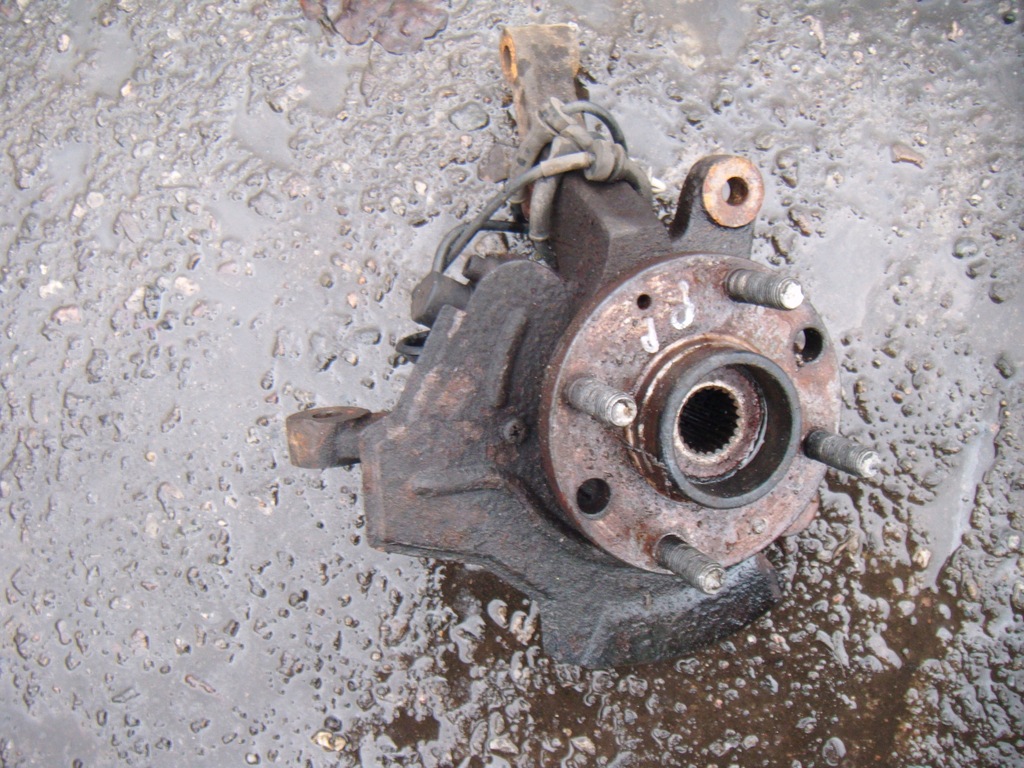 фото №1, Chevrolet aveo ii 2 t250 1.4 2005-2011 поворотный кулак ступица правый перед