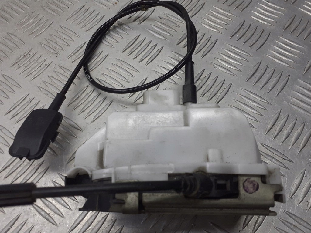 фото №4, Замок дверь центральный правый перед renault twingo ii 1.5 dci 767633