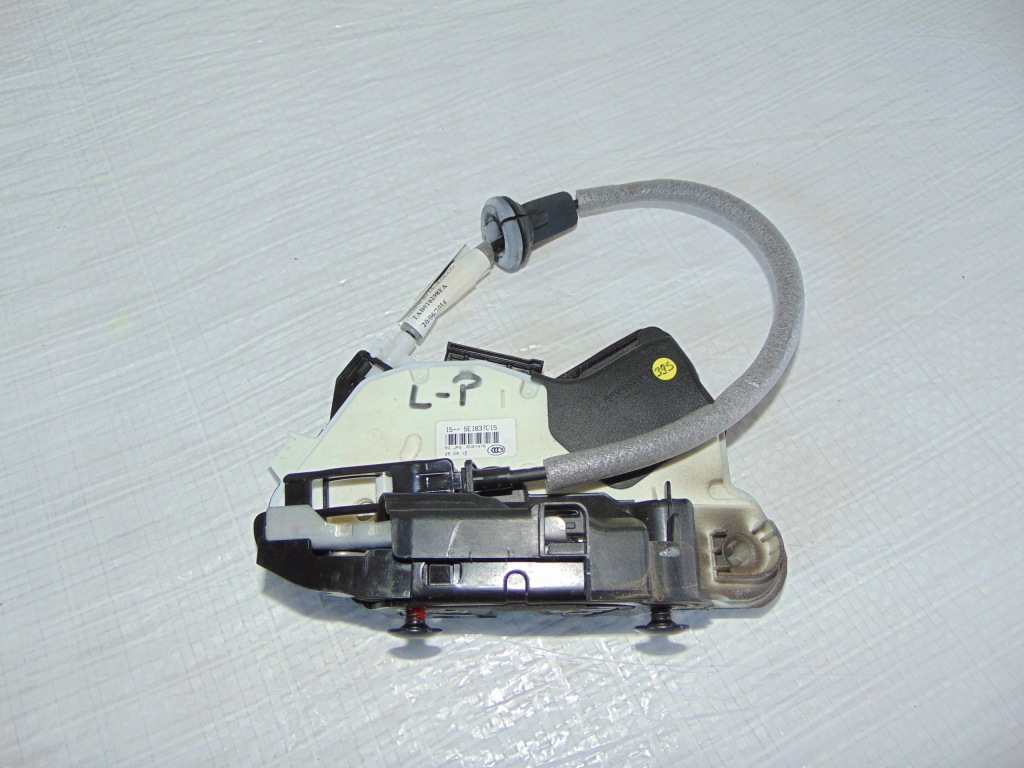 фото №1, Vw passat b8 замок левый перед 5e1837015