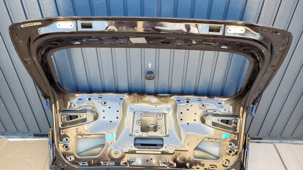 фото №10, Крышка багажника задняя задняя багажника skoda enyaq fv