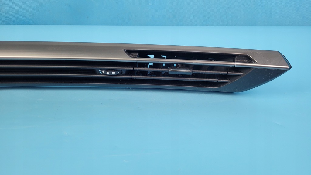 фото №6, Peugeot 308 iii p5 21r панель средний решётки обдув 9836041180 9837700380