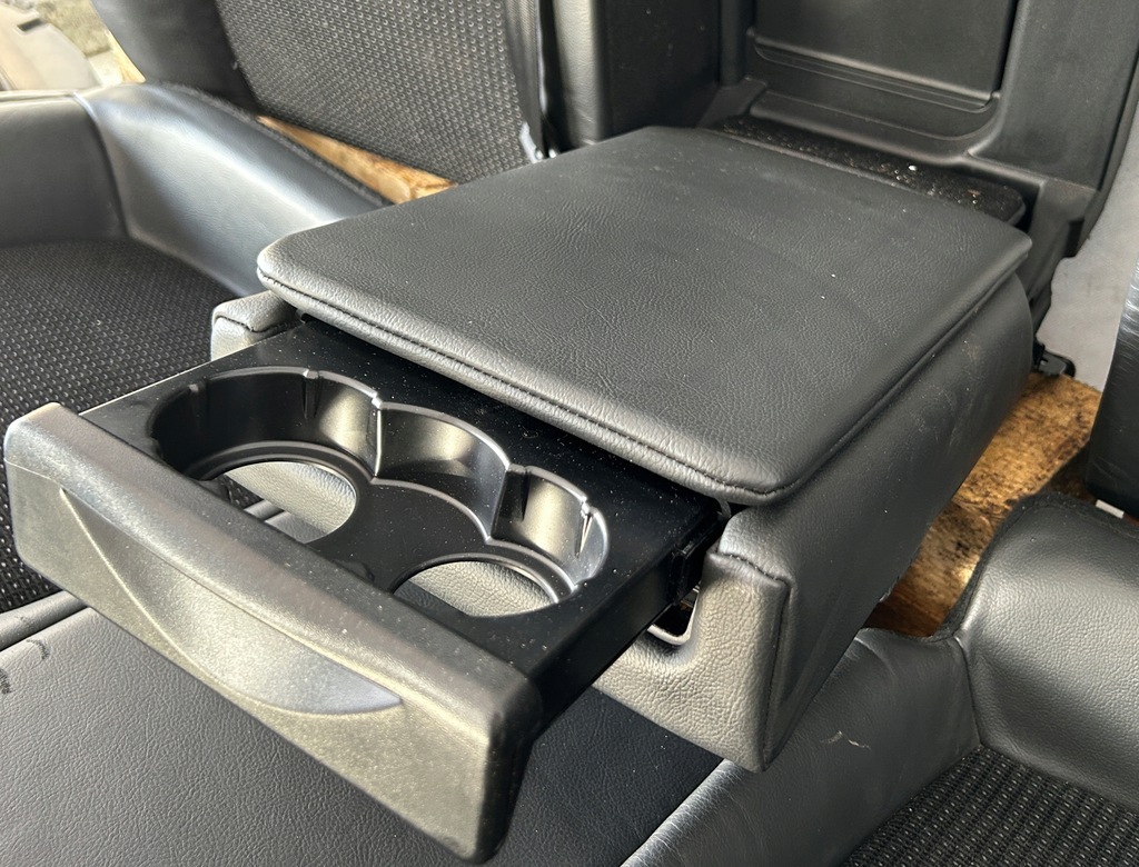 фото №13, Сиденья заднее сиденье обшивки citroen c5 iii kombi набор