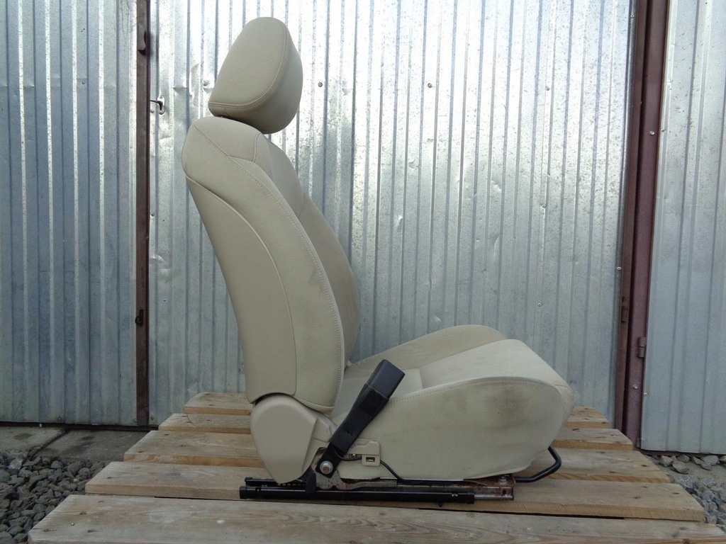 фото №8, Сидіння лівий водія світлий suzuki kizashi 09-