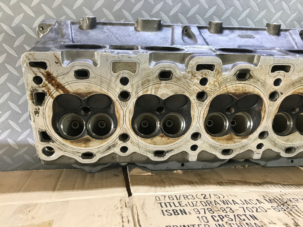 фото №15, Головка права aston martin db9 5.9 6.0 v12