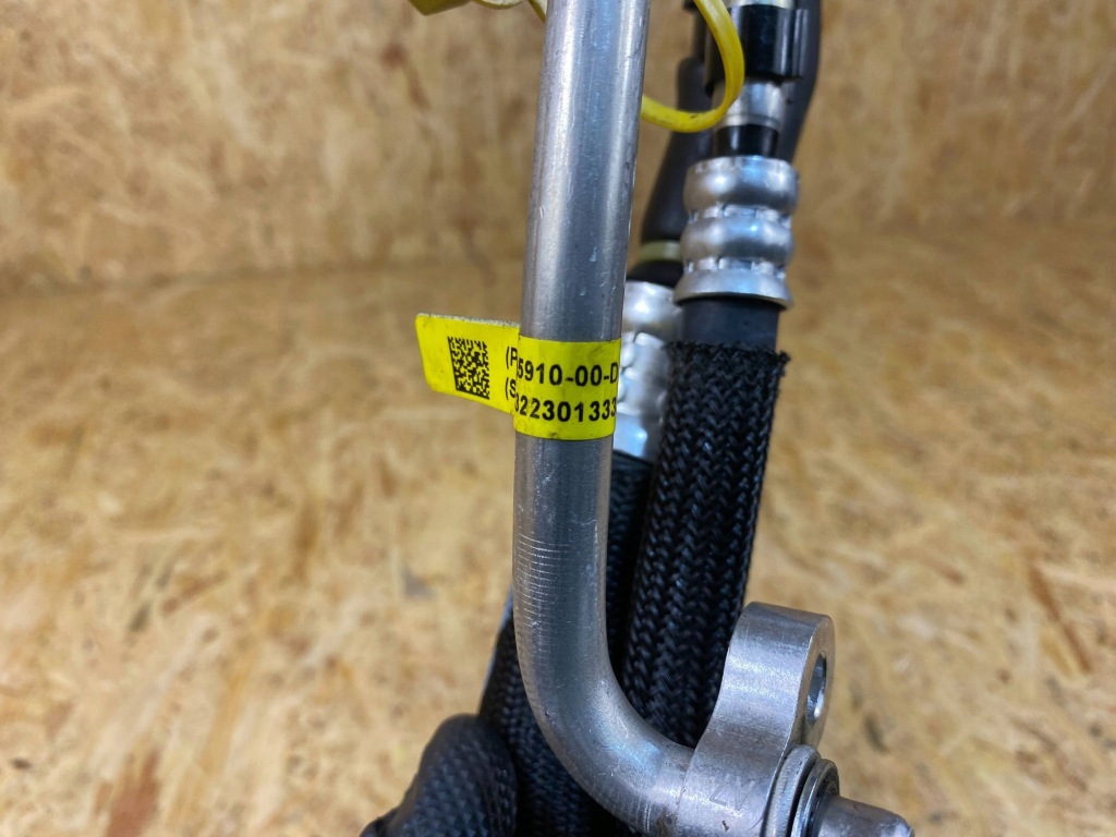 Патрубок трубка шланг кондиціонера tesla model 3 y 1625910-00-d Недорого