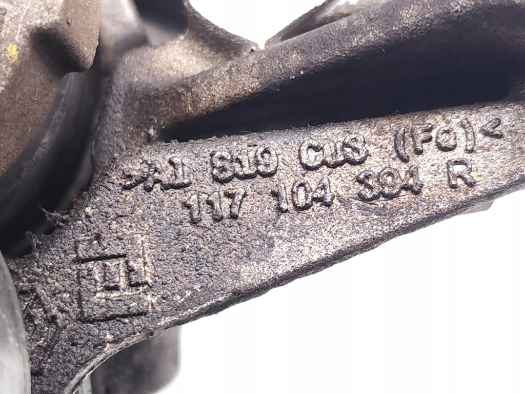 Nissan qashqai кронштейн генератора 1.2 dig-t бензин 85kw 115 hp 2016 Зі Шроту