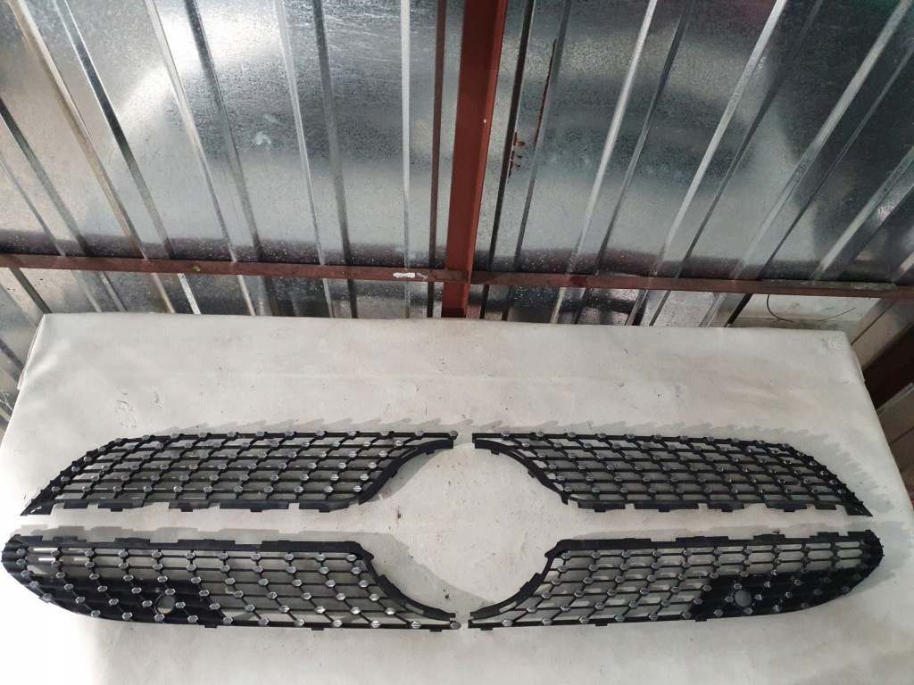 фото №1, Решётки решётка радиатора решётка радиатора радиатор mercedes a-klasa w177