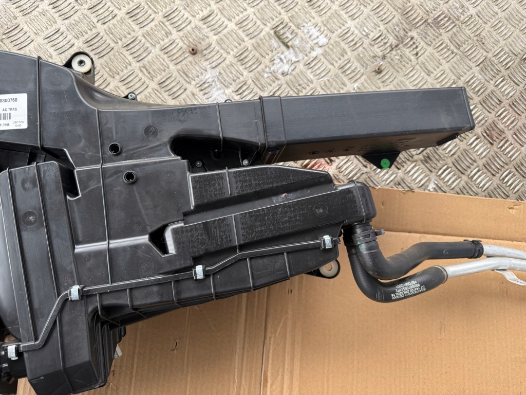 Отопитель воздуходувка задняя задний mercedes v-klasa vito w447 a4478300760 Недорого