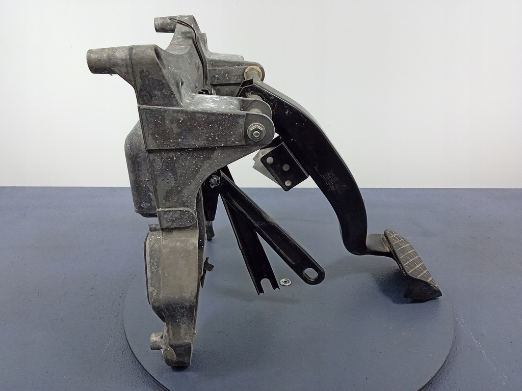 фото №6, Audi q7 i 4l педаль тормоза 7l8723117