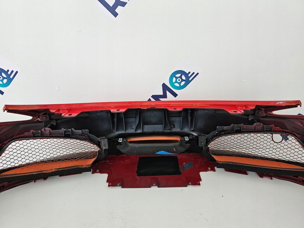 Бампер передний ferrari f8 tributo Недорого