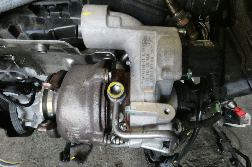 фото №8, Peugeot opel citroen ds 1.2 thp двигатель kompletny hn09