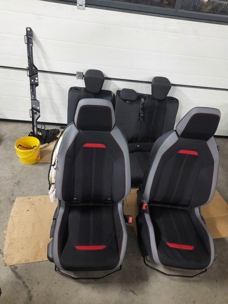 фото №1, Opel mokka b ii сиденья заднее сиденье kpl.