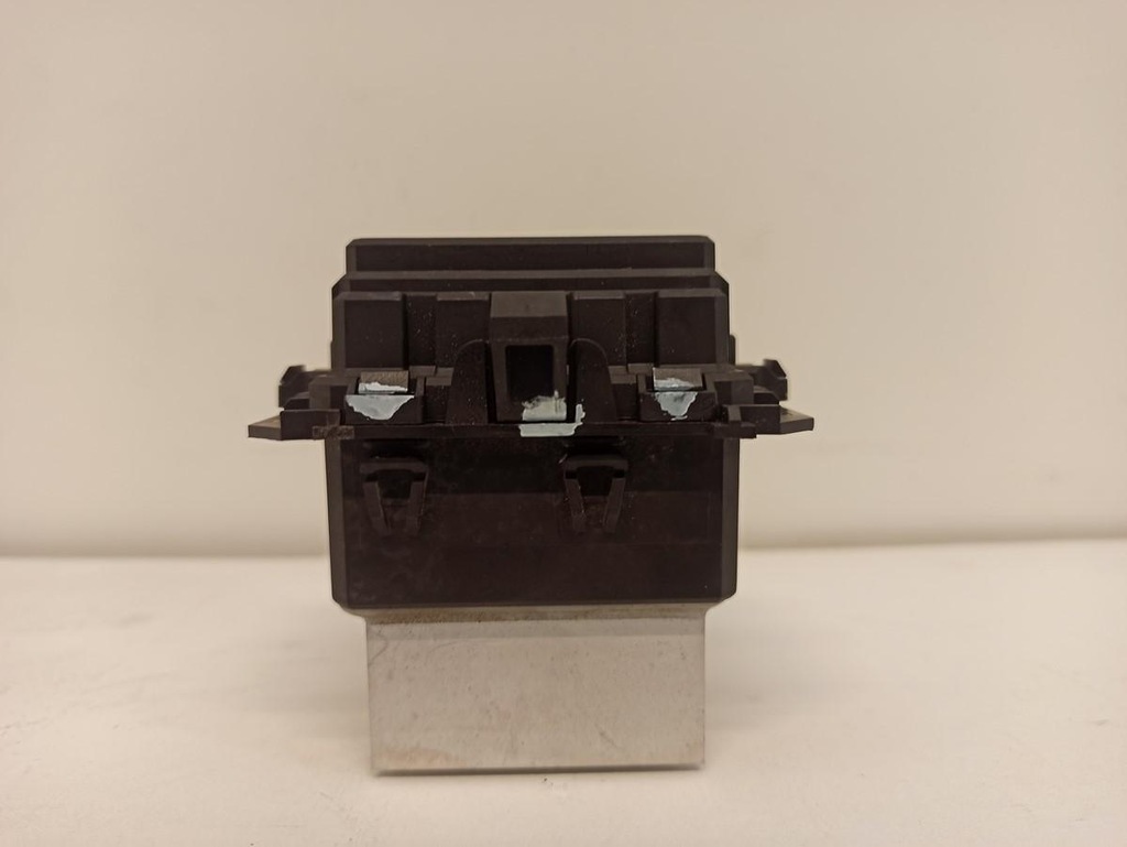 фото №1, Dacia duster ii резистор вентилятор t1033613f