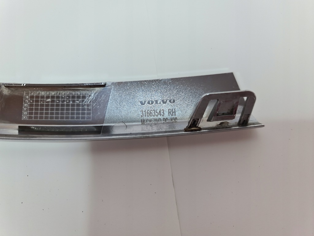 фото №10, Volvo xc90 ii молдинг накладка dekor бампера левый задний правый задняя