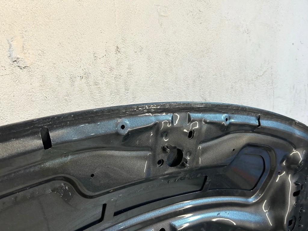 фото №13, Aston martin vantage f1 edution капот