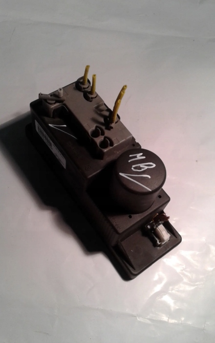 фото №1, Помпа центрального замка mercedes-benz clk w208 2088000948