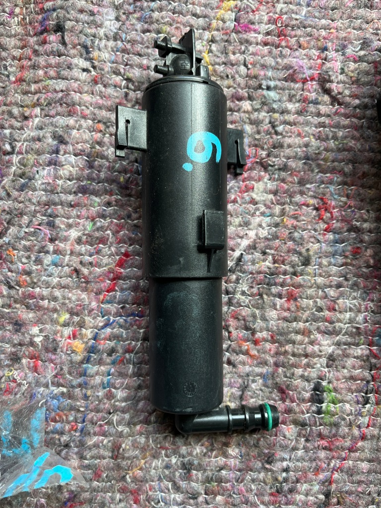 фото №1, 4 bmw e70 x5 омыватель лампы 7173852