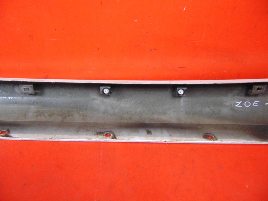 фото №12, Renault zoe 12- молдинг порог правая teqnc