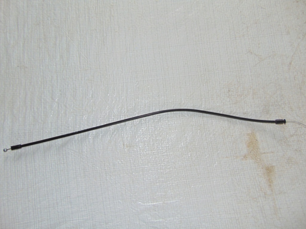 фото №1, Audi a5 8w6 трос тягa капот 8w6823529