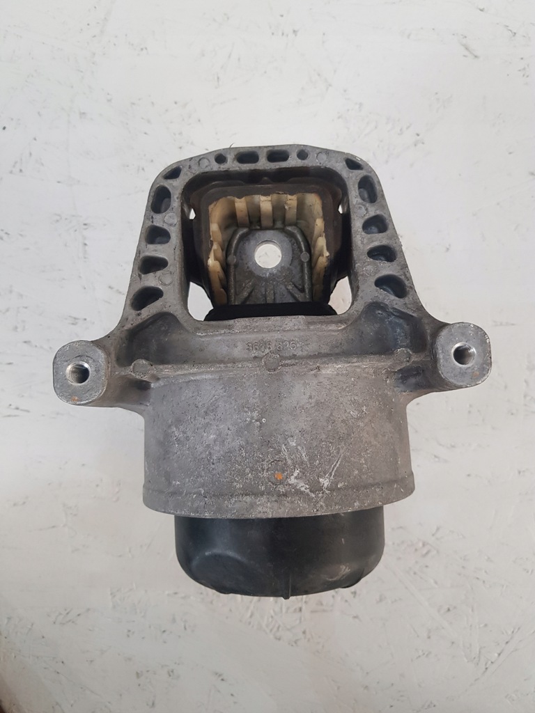 фото №2, Подушка кронштейн двигуна audi a4 a5 8w0199372cp