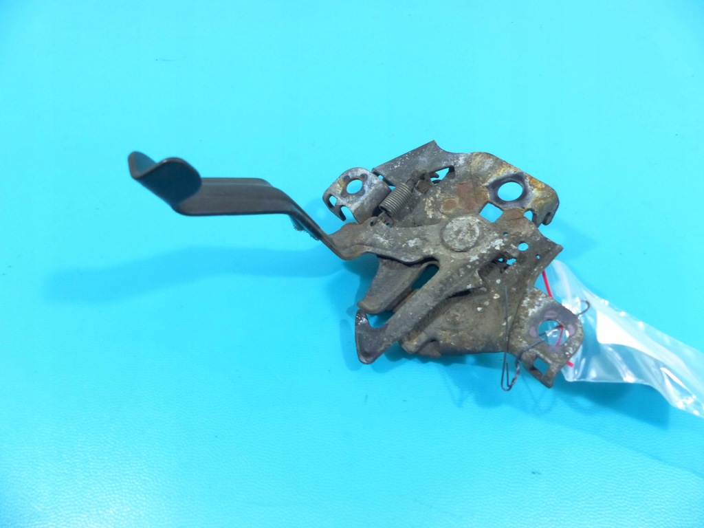 фото №1, Замок капот toyota corolla e15