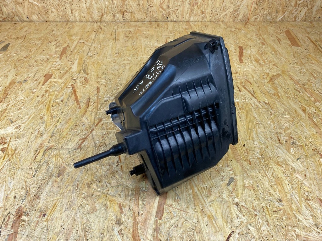 фото №8, Корпус фільтра повітря audi a4 b9 a5 8w 2.0 tdi 8w0133835q 2015-