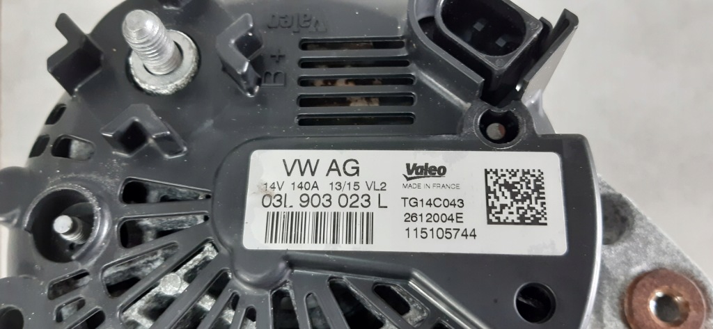 Audi volkswagen skoda seat генератор 03l903023l в Украине