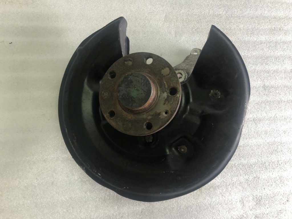 фото №4, Поворотний кулак правий задня 3c0505436f vw passat cc