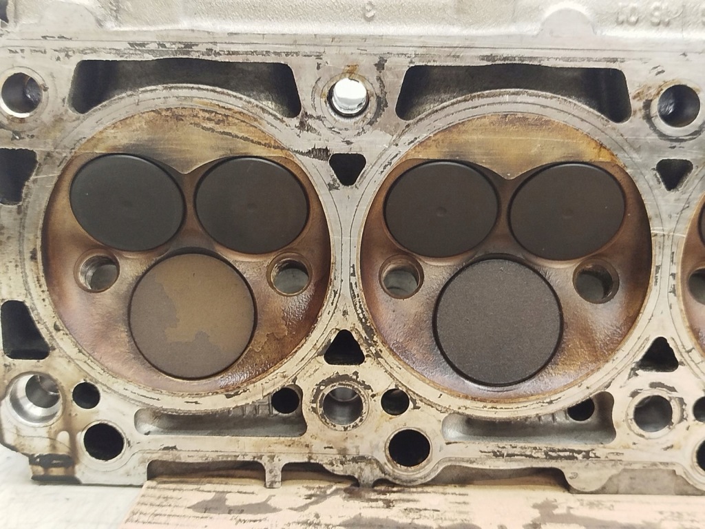 Головка двигателя mercedes-benz clk r1130161601 5.0 v8 113960 3 Киев