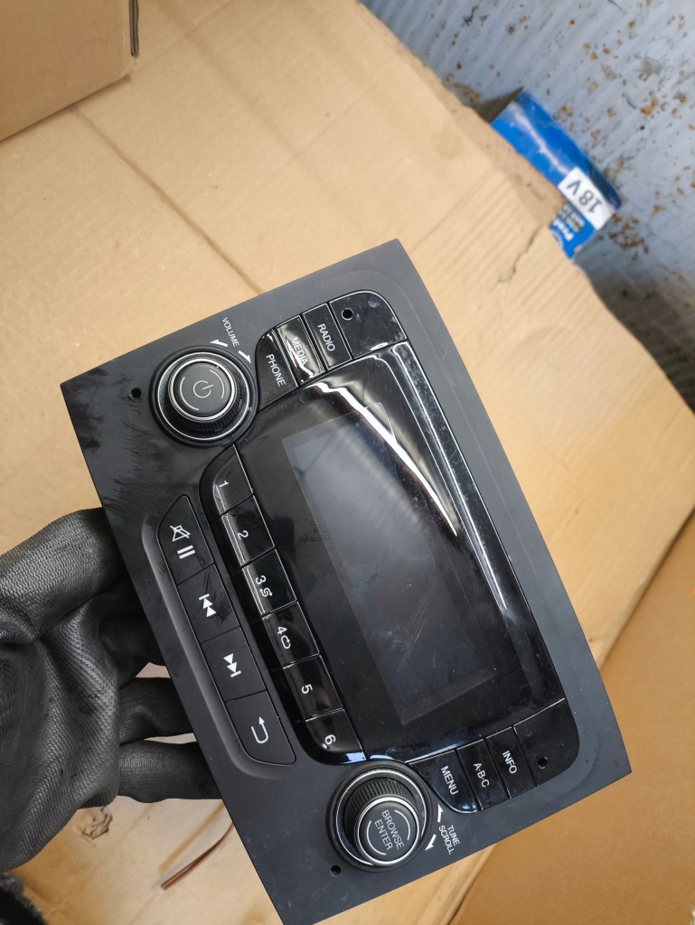 Fiat doblo радіо заводський fiat doblo 2 07357115850 радіопрогравач ? Ціна