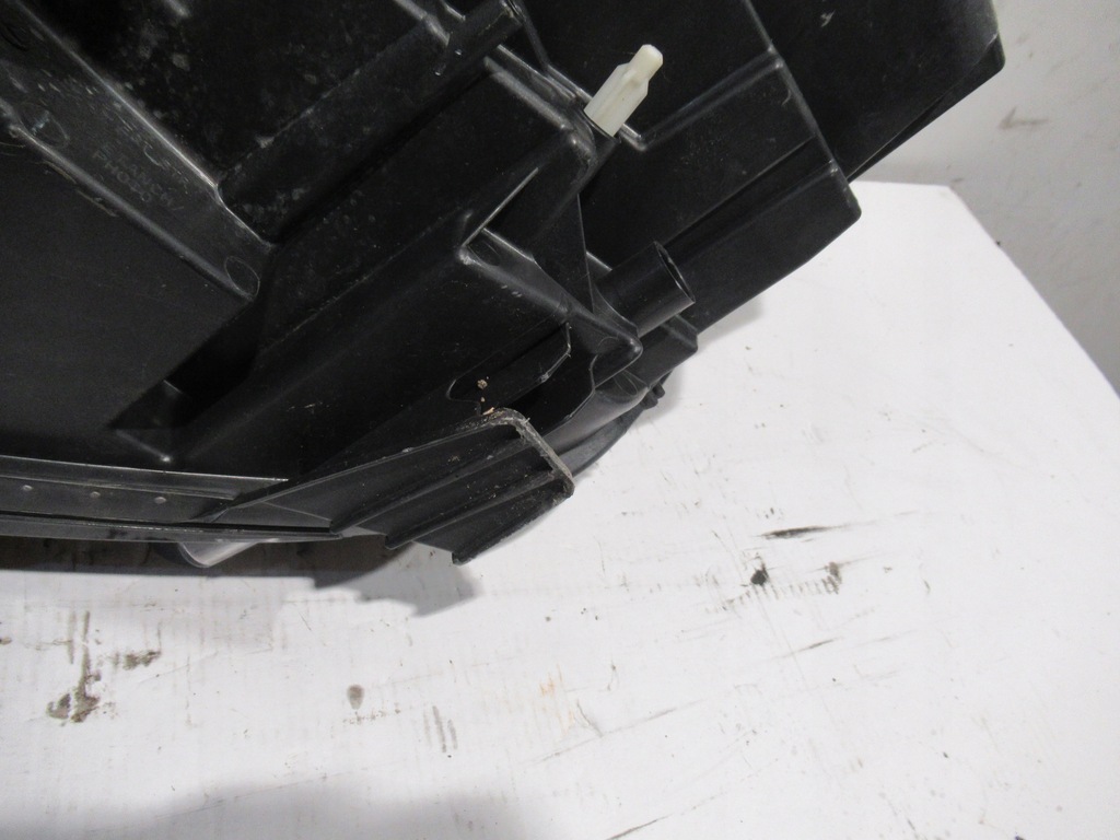 фото №12, Лампа перед правая 9810478080 peugeot 5008 ii 17-