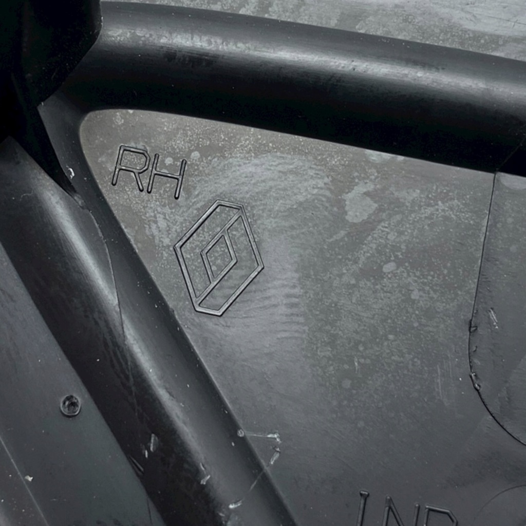 фото №13, Треугольник крыла правый dacia sandero iii 638746670r