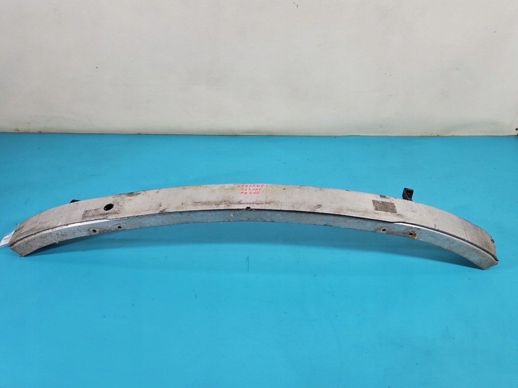 фото №1, Усилитель бампера перед mercedes w251 передние