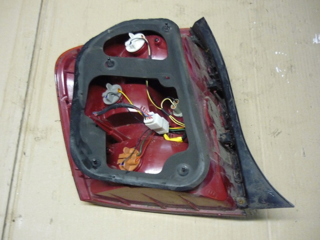 фото №3, Kia cerato i hb лампа задняя правая