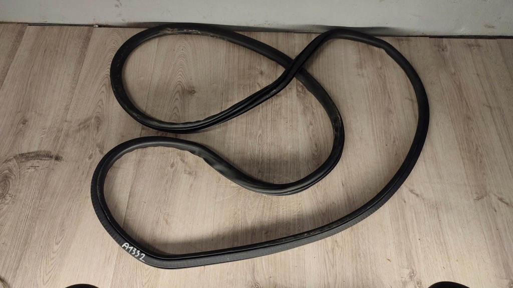 Opel adam прокладка двері 13412820 Доставка