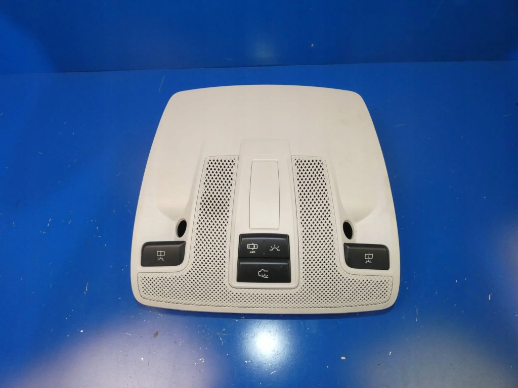 фото №1, Mercedes cla w117 лампа освітлення кабіни салону перед