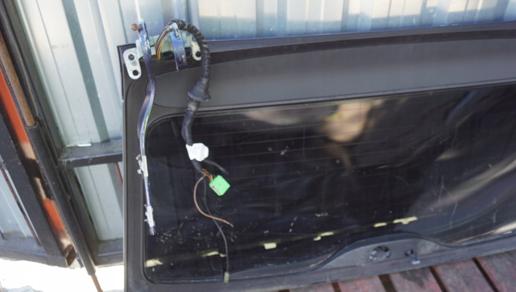 фото №11, Стекло крышки багажника задняя vw touareg 7l