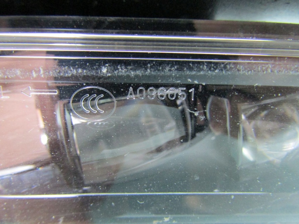 Honda e:ny1 eny1 24r фара правый  к движение dziennej правый перед a096051 в Украине